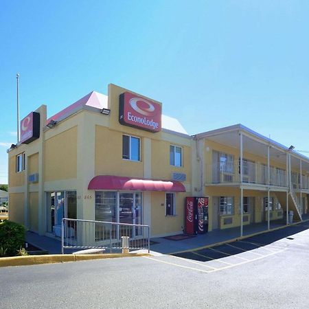 Econo Lodge At Military Circle Norfolk Kültér fotó