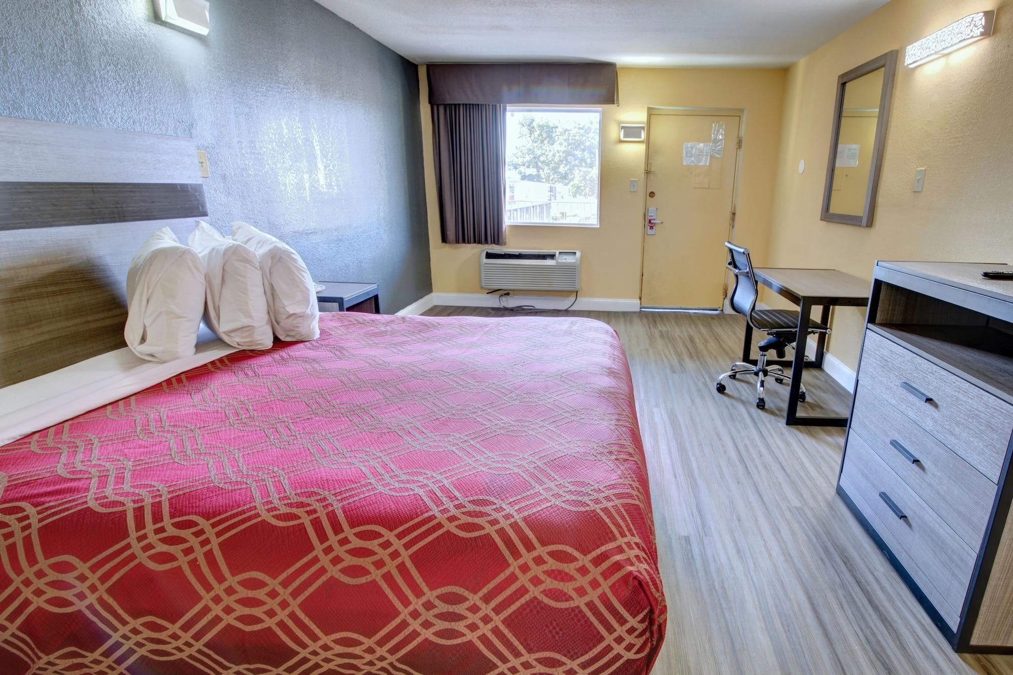 Econo Lodge At Military Circle Norfolk Kültér fotó