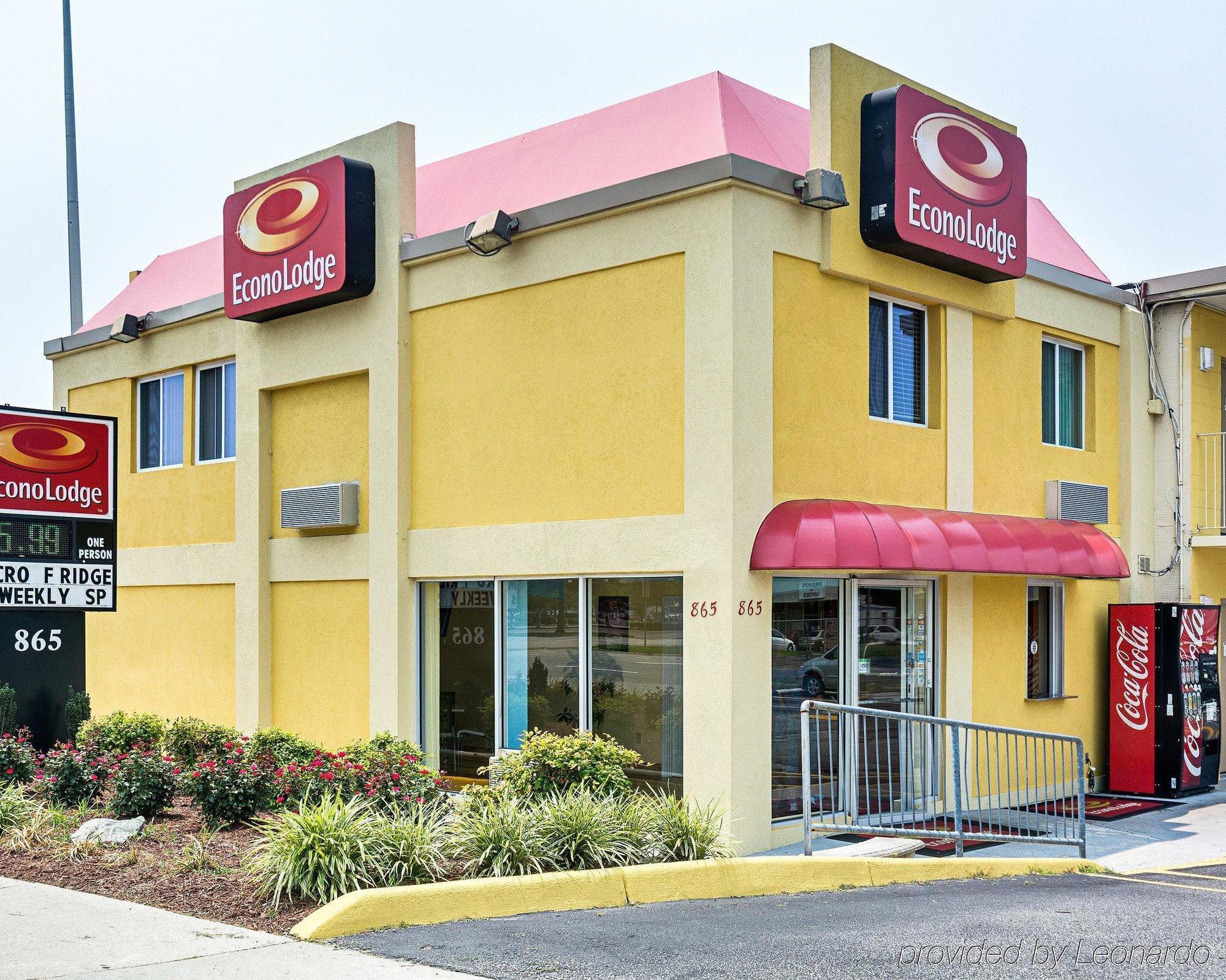 Econo Lodge At Military Circle Norfolk Kültér fotó