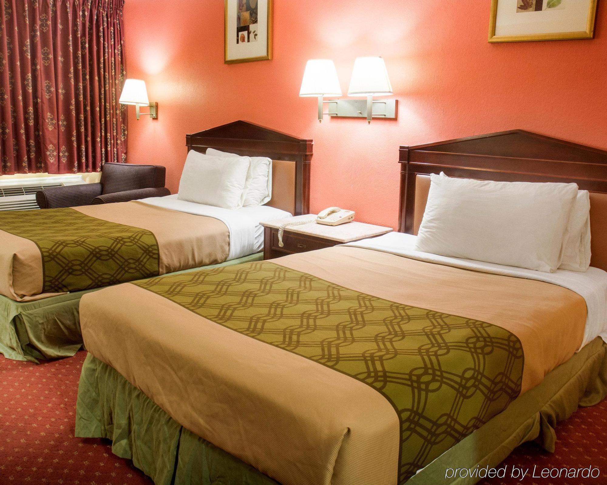 Econo Lodge At Military Circle Norfolk Kültér fotó