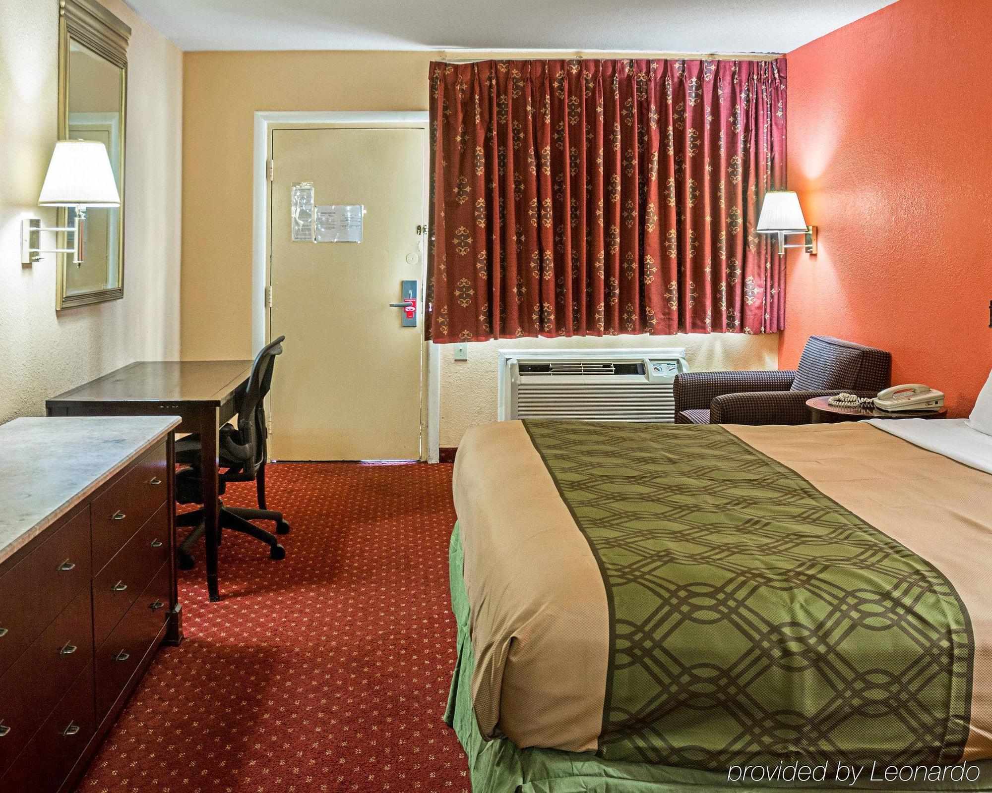 Econo Lodge At Military Circle Norfolk Kültér fotó